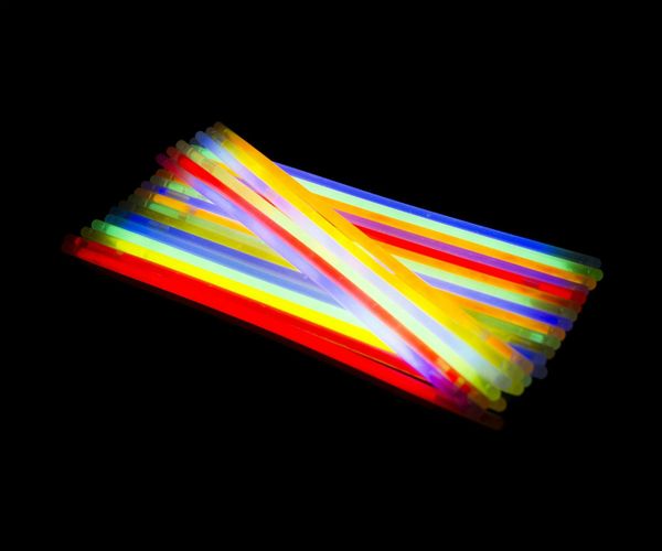 chemické svetlo - svetelné tyčinky BasicNature Knicklicht Box 5 farieb Mix 100 ks