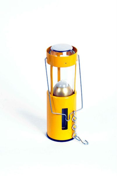 lampáš UCO Candle Lantern hliník, eloxovaný, žltý